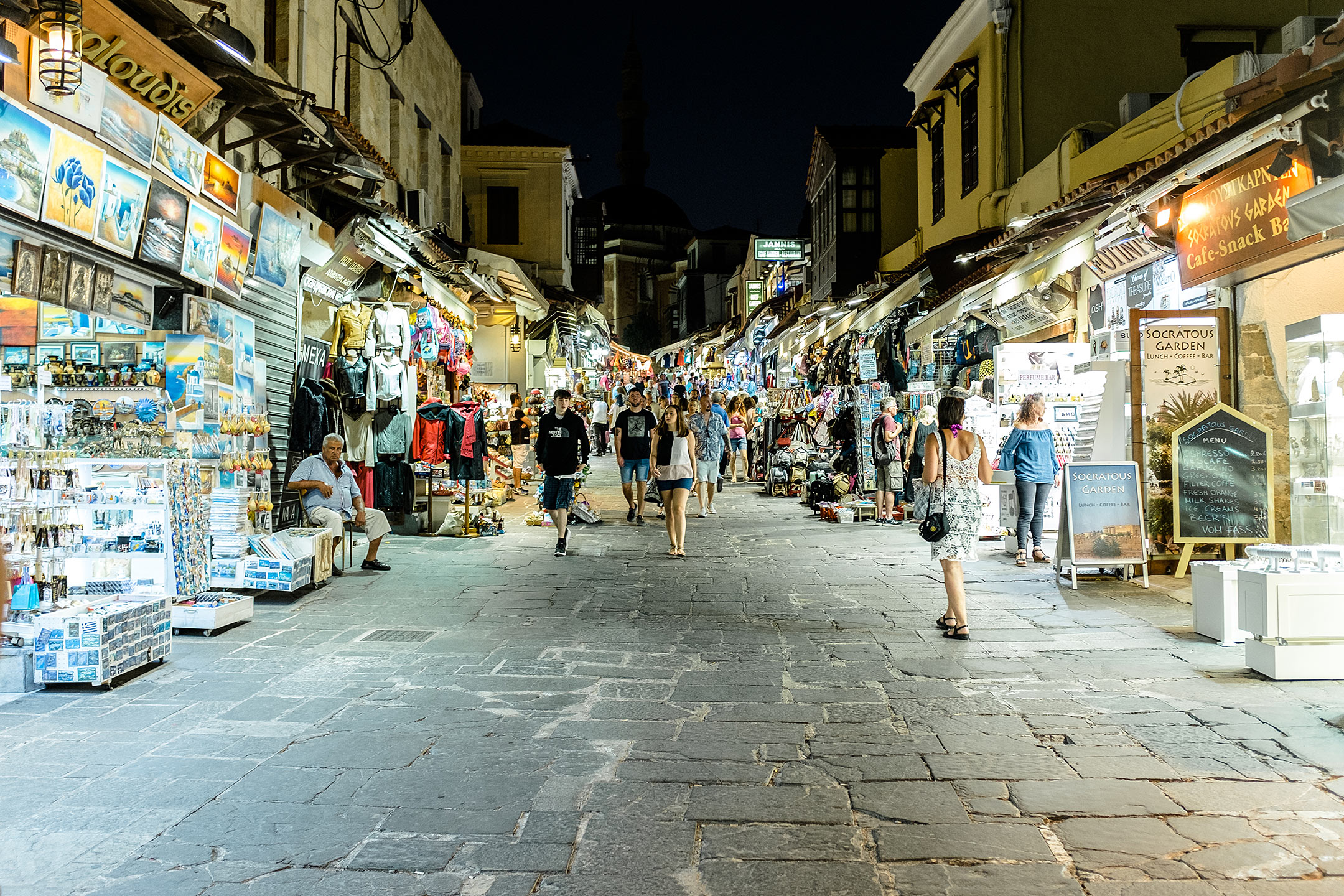 Rhodos Stadt Einkaufen Nacht Griechenland Travel Blog Sunnyinga